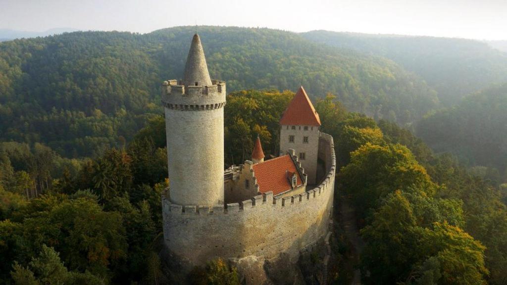 Leśni Chalupa Hlucov Kokorin Exterior foto